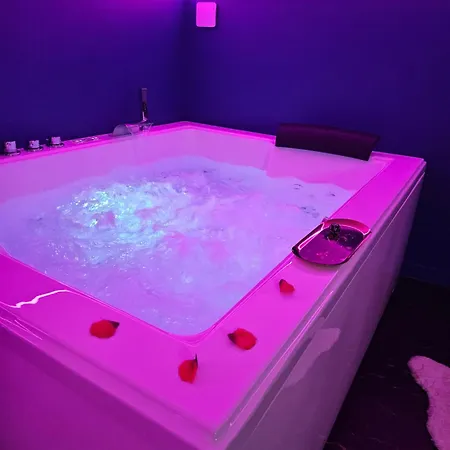 Casa de Férias Le Palais Secret 66 Loveroom